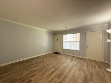 2350 Bering Dr unit 105, Houston, TX 77057 - photo 4