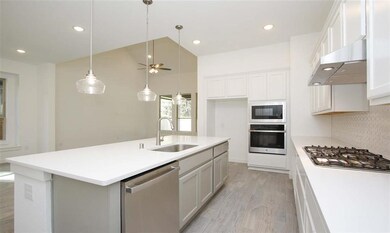 17355 Merigold Heights Dr, Conroe, TX 77302 - photo 5