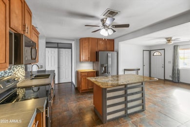 834 E Granada Ave, Apache Junction, AZ 85119 - photo 2