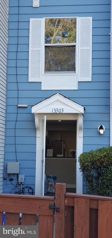 13303 Demetrias Way, Germantown, MD 20874 - photo 3