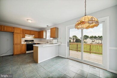 321 Scola Rd, Brookhaven, PA 19015 - photo 5