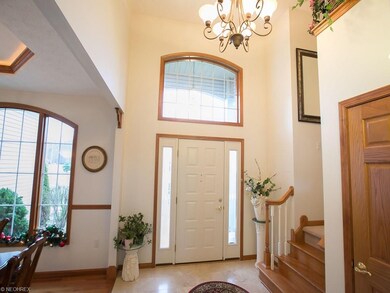 2 Story Foyer with Travertine Marble