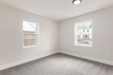 331 S Oakley Ave, Columbus, OH 43204 - photo 6