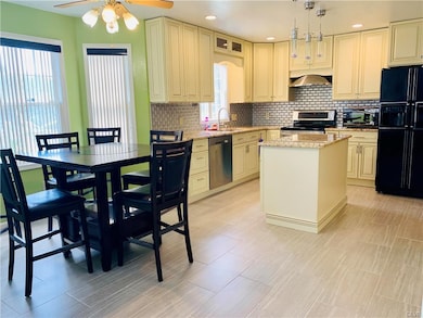 2708 English Ln, Whitehall, PA 18052 - photo 7