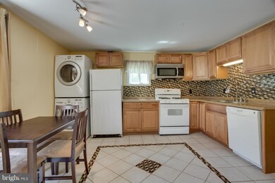 42639 Waxpool Rd, Ashburn, VA 20148 - photo 7