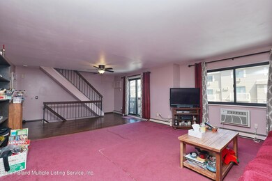 22 Gardenia Ln unit 94, Staten Island, NY 10314 - photo 3