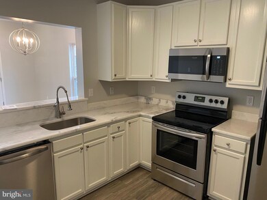 2013 Cooper Point Ct, Odenton, MD 21113 - photo 4