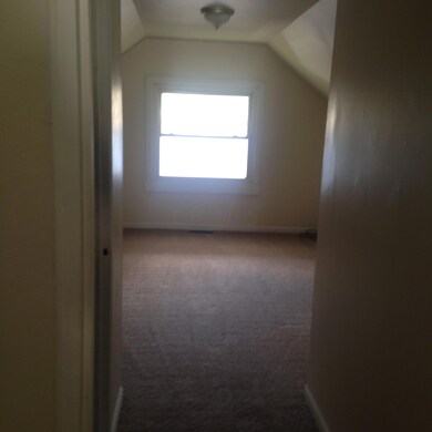 989 Exeter Rd, Columbus, OH 43213 - photo 4