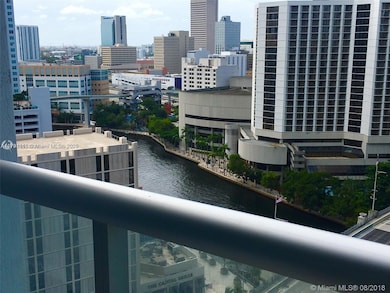 Icon Brickell Tower 3 unit 1903, Miami, FL 33131 - photo 7