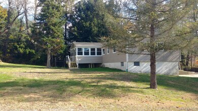 676-678 Oak Summit Rd, Millbrook, NY 12545 - photo 3