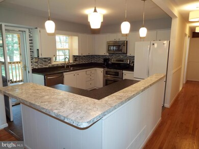 628 Fern Way, Sykesville, MD 21784 - photo 3