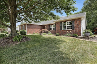 6 Fox Mill Dr, Maryville, IL 62062 - photo 2