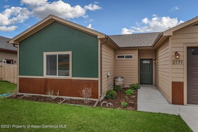 03_2171_W_Sabino_Lane004_mls