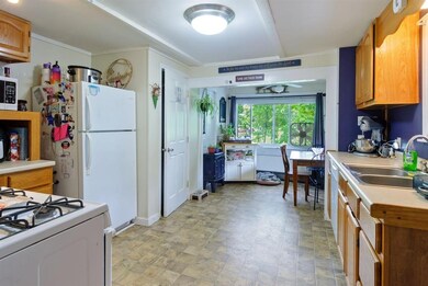 88 Broadway unit 90, Concord, NH 03301 - photo 5