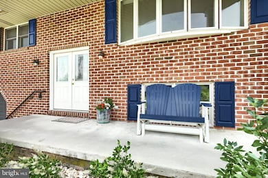 1298 Toann Rd, York, PA 17403 - photo 4