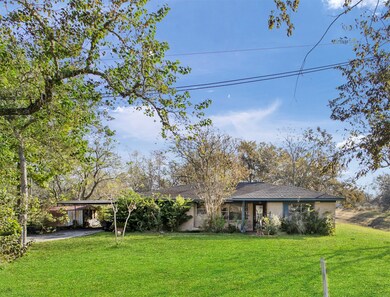 7914 Moore Rd, Pearland, TX 77584 - photo 2