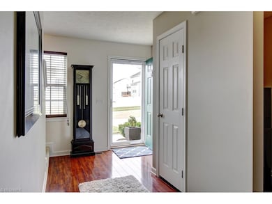 Foyer 14x5: This lovely entrance way offers wide p