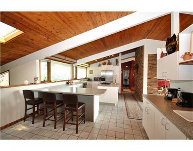 10 Ocean Ave, Newport, RI 02840 - photo 5