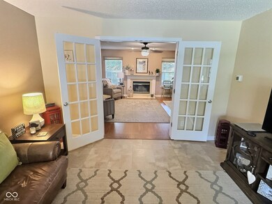 3184 Rolling Hill Dr, Columbus, IN 47201 - photo 6