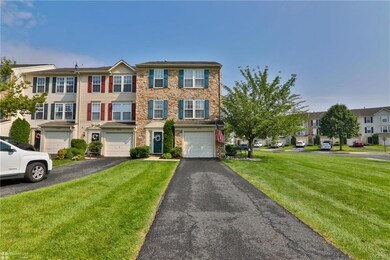 4072 Tournament Ct, Center Valley, PA 18034 - photo 2
