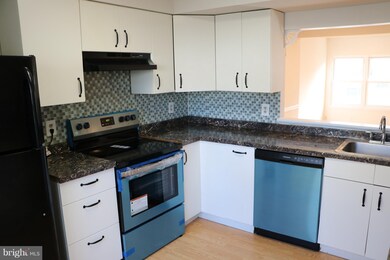 11609 Summer Oak Dr, Germantown, MD 20874 - photo 2