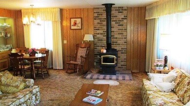 2437 Sand Creek Rd, Grants Pass, OR 97527 - photo 4