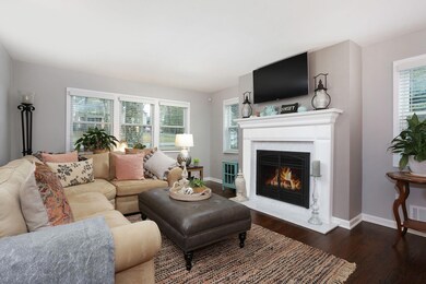 Westfrontlivingroom