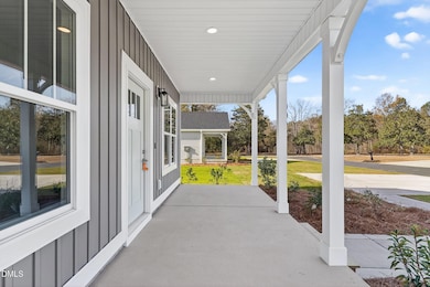 609 W Godwin St, Dunn, NC 28334 - photo 5