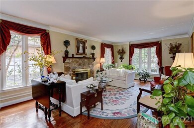 3232 Colony Rd, Charlotte, NC 28211 - photo 5