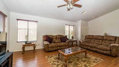 1079 W Rosal Ave-6