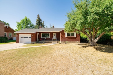 665 S 400 E, River Heights, UT 84321 - photo 2