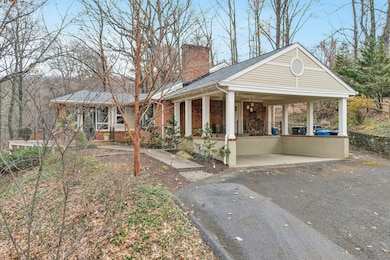 3600 Ridgewood Ln SW, Roanoke, VA 24014 - photo 3