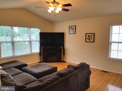 35456 Golf Course Dr, Mechanicsville, MD 20659 - photo 4