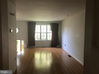 2406 Yarmouth Ln, Crofton, MD 21114 - photo 4