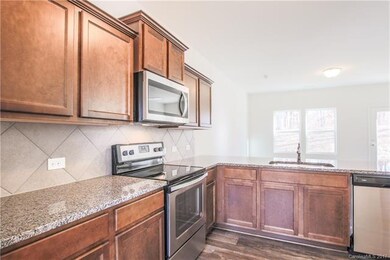 226 Jobe Dr, Statesville, NC 28677 - photo 5