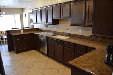 10508 Tomwood Ave, El Paso, TX 79925 - photo 7