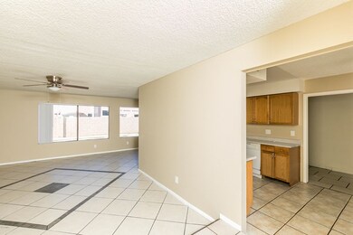 4808 N 77th Dr-8