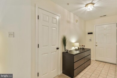 8807 Stone Ridge Cir unit T-2, Pikesville, MD 21208 - photo 2