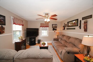 154 Crescent Ave, North Attleboro, MA 02760 - photo 5