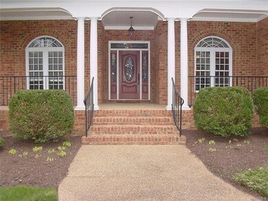 32' covered front porch. Fiberglass insulated fron
