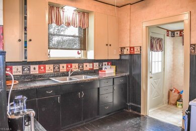 Country-style kitchen.