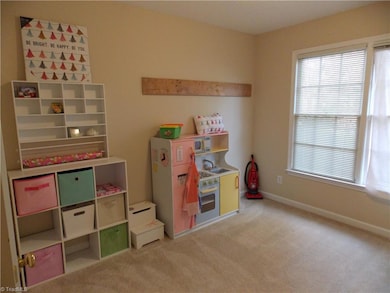 5021 Heathridge Terrace, Greensboro, NC 27410 - photo 4