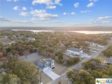 15933 Crockett Dr, Temple, TX 76502 - photo 3