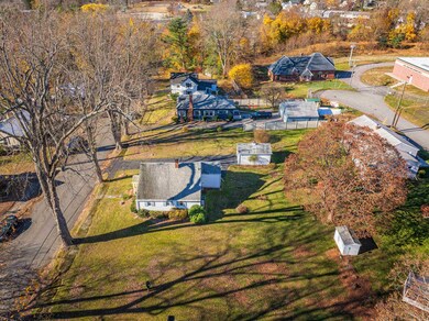 11 Roosevelt Ave, Dover, NH 03820 - photo 3