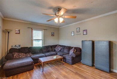 527 Ridgeway Cir, Asheboro, NC 27205 - photo 3