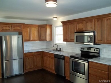 Beautiful custom cabinets, lots of counter space