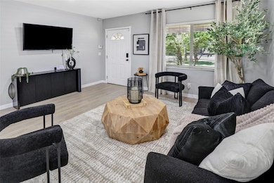 131 NE 55th St, Fort Lauderdale, FL 33334 - photo 2