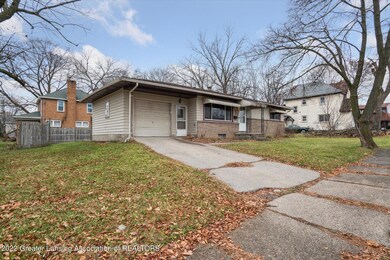02-824-Nipp-Ave-Lansing-MI-48915-WindowS