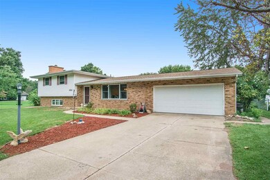 18631 S Cypress Cir, South Bend, IN 46637 - photo 2