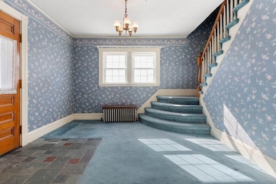 21 Whitney St, Saugus, MA 01906 - photo 5